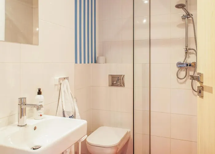 Stunning In With Wifi ミエルノ